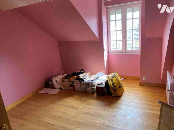 La FERTE MACE: Maison d’habitation d'environ 150 m² habitable sur 207 m² de terrain