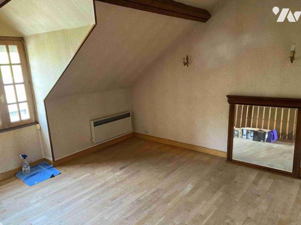 La FERTE MACE: Maison d’habitation d'environ 150 m² habitable sur 207 m² de terrain