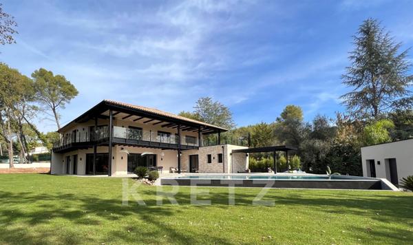 Villa contemporaine à deux pas du Royal Golf