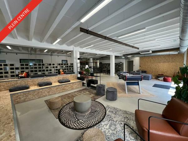 Bureaux à louer à Bourg-les-Valence rénovés avec parkings privatifs