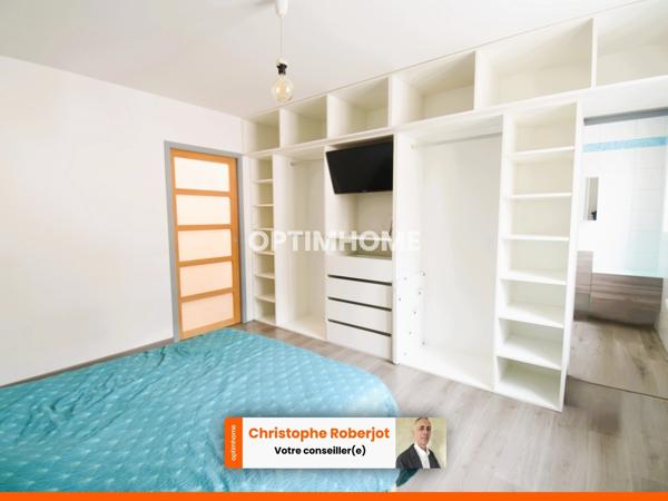 JOLI POTENTIEL pour ce Duplex en HYPER CENTRE VILLE, avec possibilité de 4 chambres et immédiatement disponible !!