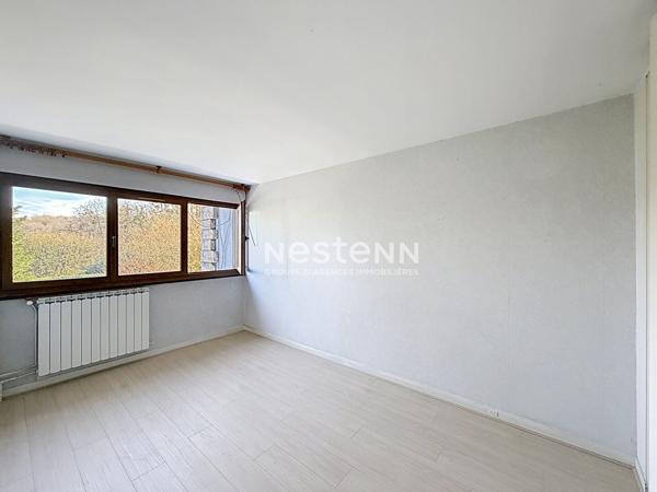 Maison  mitoyenne à Domont de 7 pièces 5 chambres d'environ 130 m² habitables avec jardin clos