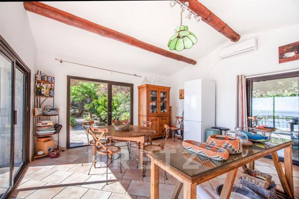 Villa Pieds dans l'eau - Piscine et crique privée