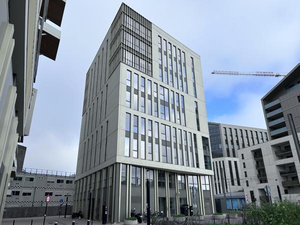 Bureaux neufs à louer à Bordeaux Euratlantique avec parking