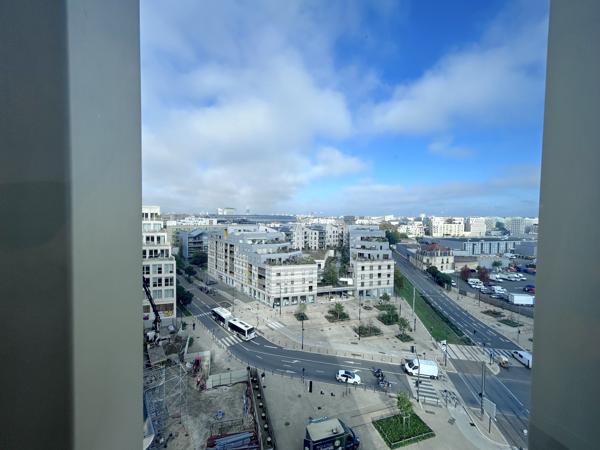 Bureaux neufs à louer à Bordeaux Euratlantique avec parking