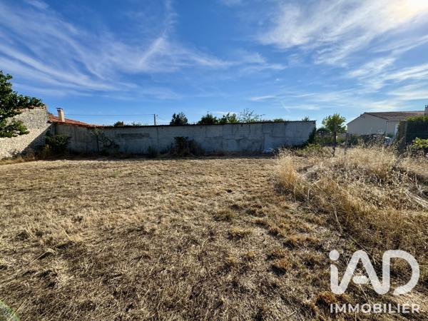 Terrain à vendre 671 m² Roullet-Saint-Estèphe