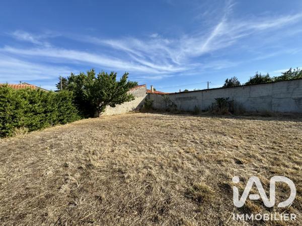 Terrain à vendre 671 m² Roullet-Saint-Estèphe