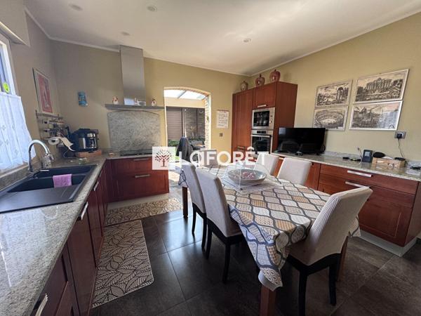 Achat maison Halluin - 6 pièce(s) - 260 m² - 574 000 €