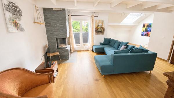 Appartement 4 pièces lumineux à vendre à Chaville 399 000 € **  - Référence  701-C