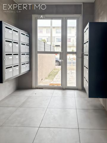 Palavas-les-Flots (34250) Palavas 31m2 première ligne ave st Maurice.