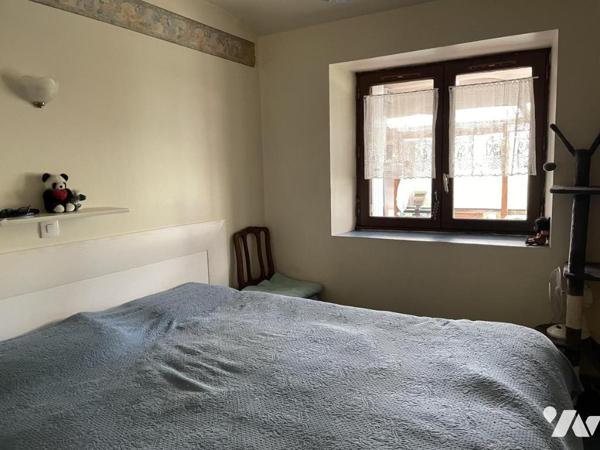 BASSE GOULAINE - ENSEMBLE IMMOBILIER À RÉNOVER