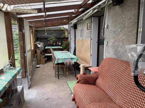 BASSE GOULAINE - ENSEMBLE IMMOBILIER À RÉNOVER