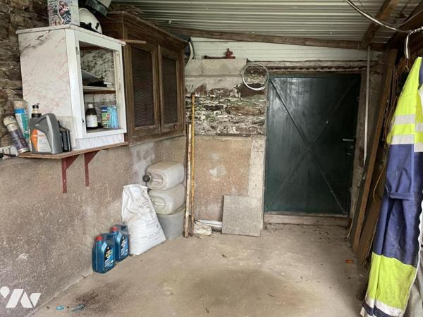 BASSE GOULAINE - ENSEMBLE IMMOBILIER À RÉNOVER