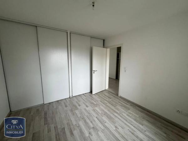 Appartement à louer 3 pièces 73.4m²