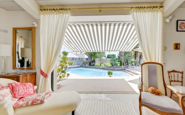 Maison à vendre    5 pièces • 195,95 m2 Saint-Martin-de-Ré