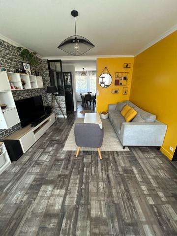 QUARTIER HOPITAL-APPARTEMENT DE 73,98 m² HABITABLE Laval QUARTIER HOPITAL-APPARTEMENT DE 73,98 m² HABITABLE Laval