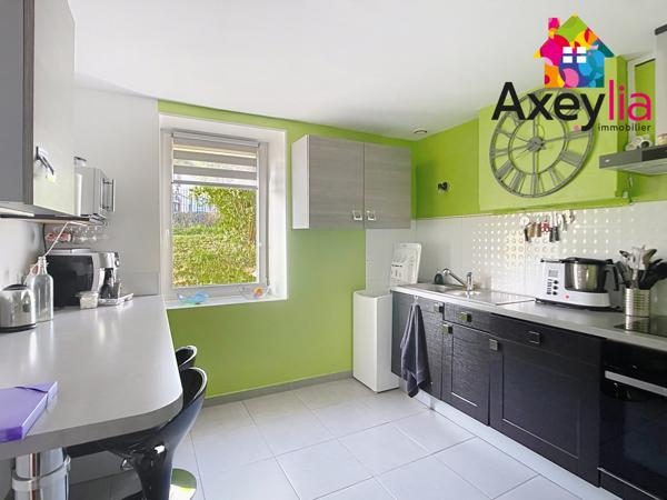 Lentigny (42155) A VENDRE - LENTIGNY - BELLE MAISON AVEC CACHET COMPRENANT DEUX CHAMBRES, GARAGE ET TERRAIN