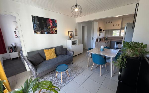 Appartement à vendre    3 pièces • 45 m2 Antibes