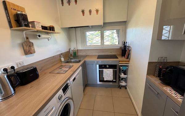 Appartement à vendre    3 pièces • 45 m2 Antibes