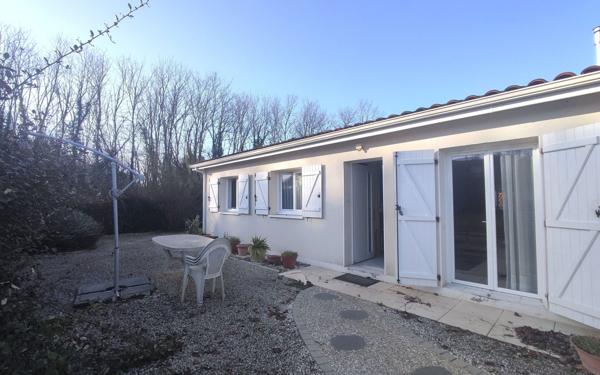 Maison à vendre    4 pièces •  Saint-Pierre-du-Mont