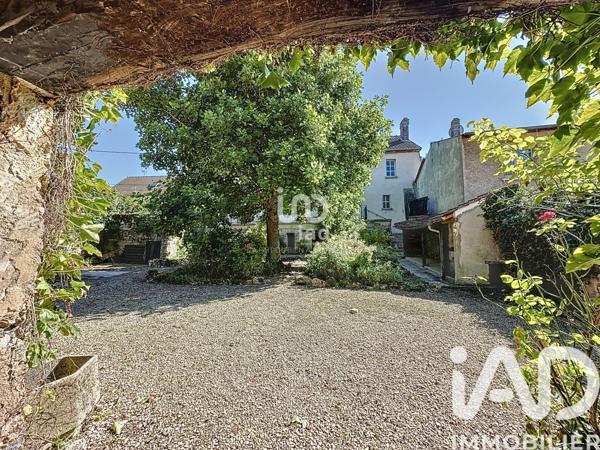 Maison à vendre 8 pièces 220 m² Reuilly-Sauvigny