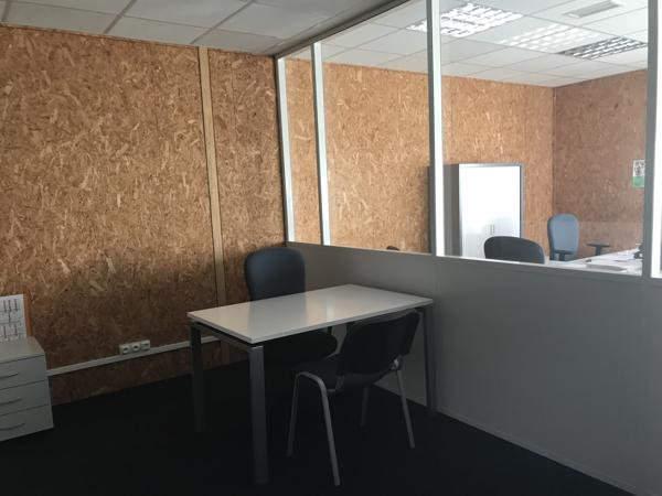 LOCATION ENTREPOT - BUREAUX - 75 m2 - PONTCHATEAU