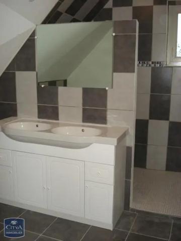 Maison à louer 4 pièces 97.97m² Proissans (24200)