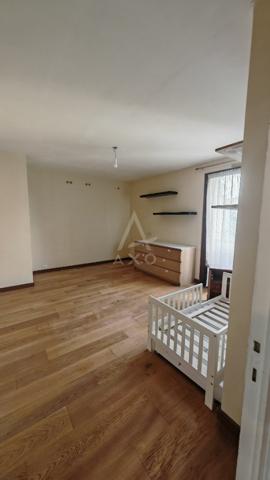 ,Appartement familial proche gare  F4 avec balcon et parking