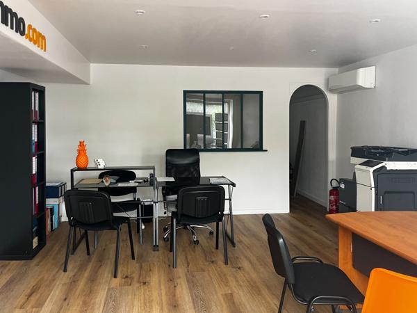 Maison Aytre 4 pièce(s) 100 m2 : Appartement 2 pièces & Boutique, Aytre 17440