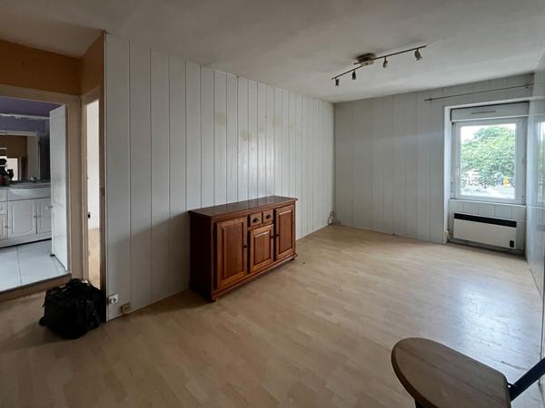 Maison Aytre 4 pièce(s) 100 m2 : Appartement 2 pièces & Boutique, Aytre 17440