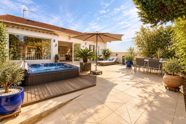 Maison Mandelieu-la-napoule 4 pièce(s) 113 m2