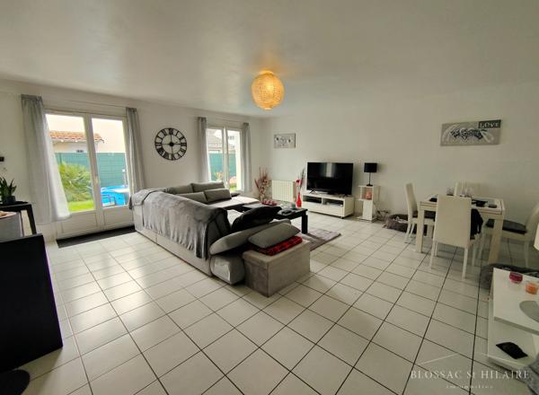 Maison indépendante avec garage et jardin