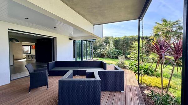 Vente Maison de luxe Guidel 9 Pièces 274 m²