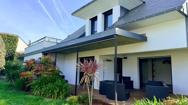 Vente Maison de luxe Guidel 9 Pièces 274 m²