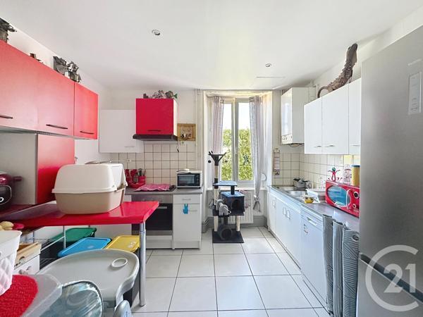 Immeuble à vendre  450 m2 SOCHAUX - 25
