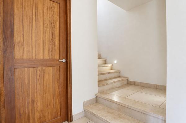 Sathonay-Village maison de 248m², sur 1007m², proche centre village
