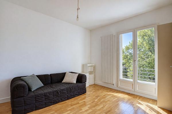 Sathonay-Village maison de 248m², sur 1007m², proche centre village