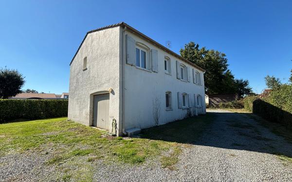 Maison à vendre    8 pièces •  Breuillet