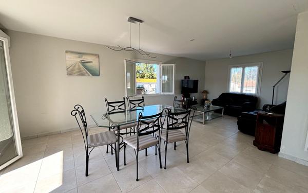 Maison à vendre    8 pièces •  Breuillet