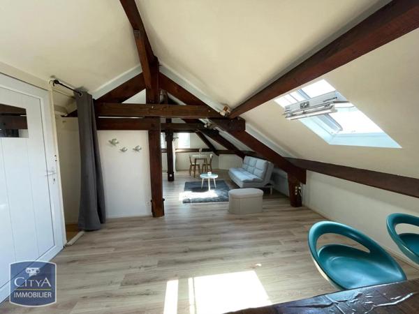 Appartement à louer 2 pièces 60m² Brive-la-Gaillarde (19100)