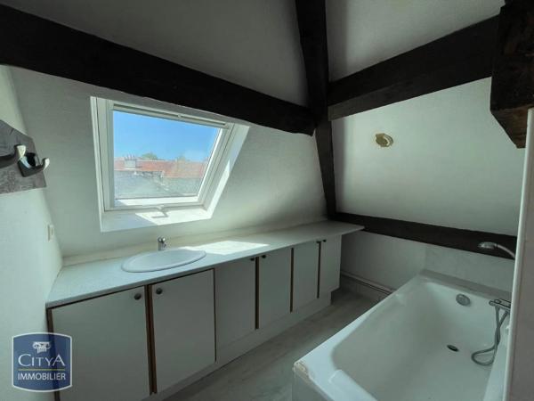 Appartement à louer 2 pièces 60m² Brive-la-Gaillarde (19100)