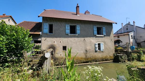 ESSERTENNE-ET-CECEY - Maison 7 pièces