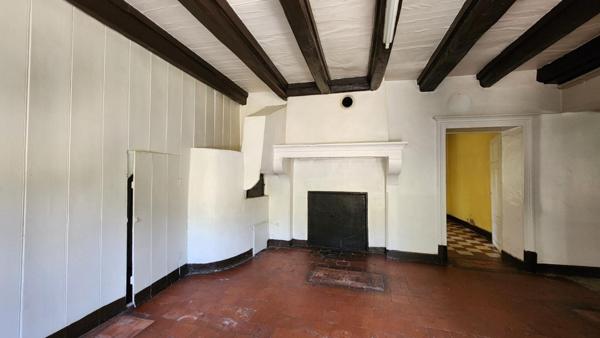 ESSERTENNE-ET-CECEY - Maison 7 pièces