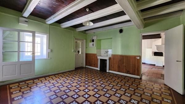 ESSERTENNE-ET-CECEY - Maison 7 pièces
