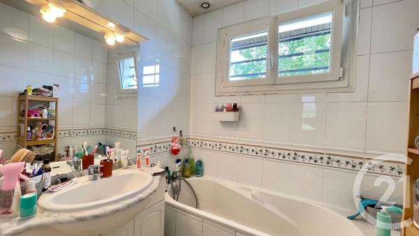 Maison à vendre  6 pièces - 102 m 2   CHAMBLY  - 60