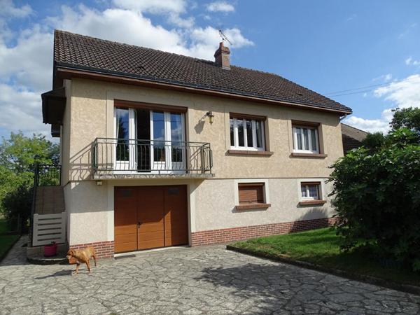 Maison et dépendances, 93 m², GIEN 45500