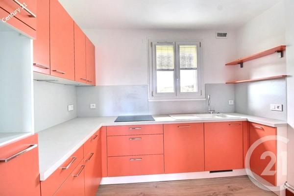 Appartement T3 à vendre  3 pièces - 64,10 m 2   CHATEAU THIERRY  - 02