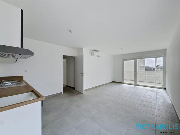 AGDE  : APPARTEMENT T3 -TERRASSE 11 m² – ASCENSEUR - PARKING