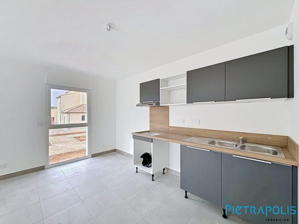 AGDE  : APPARTEMENT T3 -TERRASSE 11 m² – ASCENSEUR - PARKING