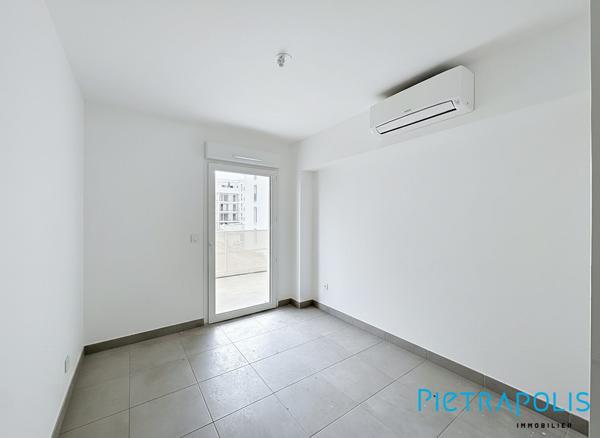 AGDE  : APPARTEMENT T3 -TERRASSE 11 m² – ASCENSEUR - PARKING